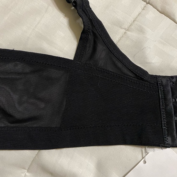 NEW Glamorise The Ultimate Full Figure Soft Cup Black Sports Bra 1006 44B NWT - Picture 9 of 13